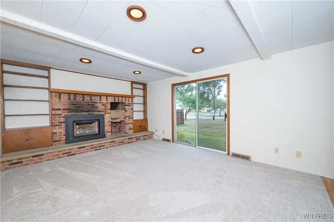 54 Willowgrove East, Tonawanda, New York 14150, Tonawanda, New York 14150, 4 Bedrooms Bedrooms, 9 Rooms Rooms,2 BathroomsBathrooms,Residential,Closed,54 Willowgrove East, Tonawanda, New York 14150,0,B1629182