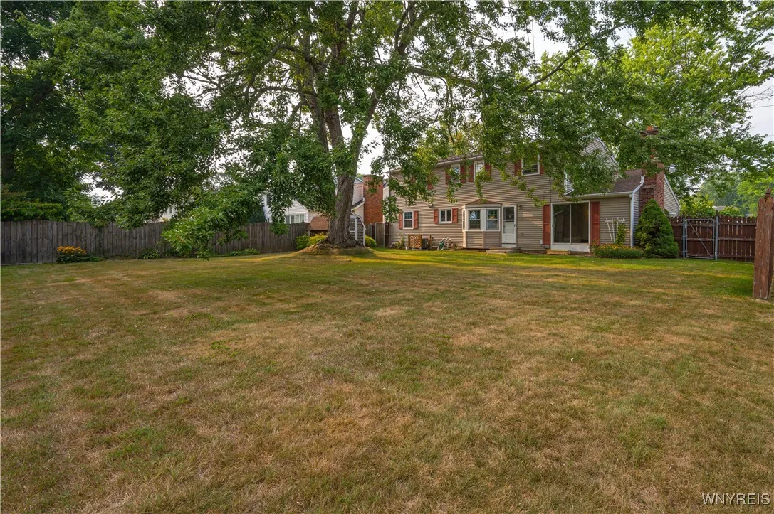 54 Willowgrove East, Tonawanda, New York 14150, Tonawanda, New York 14150, 4 Bedrooms Bedrooms, 9 Rooms Rooms,2 BathroomsBathrooms,Residential,Closed,54 Willowgrove East, Tonawanda, New York 14150,0,B1629182