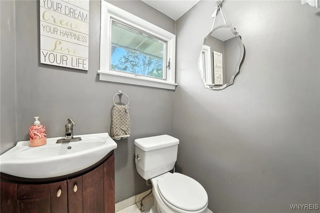 5468 Irish Road, Pendleton, New York 14120, Pendleton, New York 14120, 4 Bedrooms Bedrooms, 7 Rooms Rooms,2 BathroomsBathrooms,Residential,Closed,5468 Irish Road, Pendleton, New York 14120,0,B1629448
