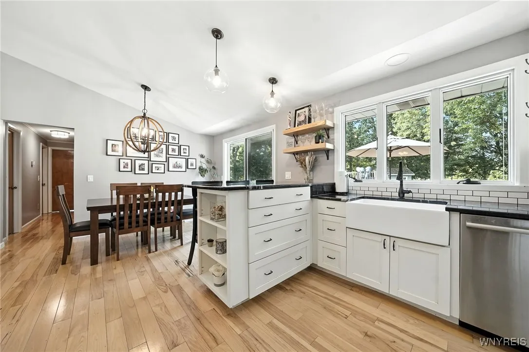 5468 Irish Road, Pendleton, New York 14120, Pendleton, New York 14120, 4 Bedrooms Bedrooms, 7 Rooms Rooms,2 BathroomsBathrooms,Residential,Closed,5468 Irish Road, Pendleton, New York 14120,0,B1629448