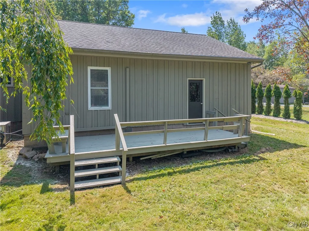 60 Edwards Circle, Oswego, New York 13126, Oswego, New York 13126, 4 Bedrooms Bedrooms, 9 Rooms Rooms,3 BathroomsBathrooms,Residential,Closed,60 Edwards Circle, Oswego, New York 13126,0,S1629543
