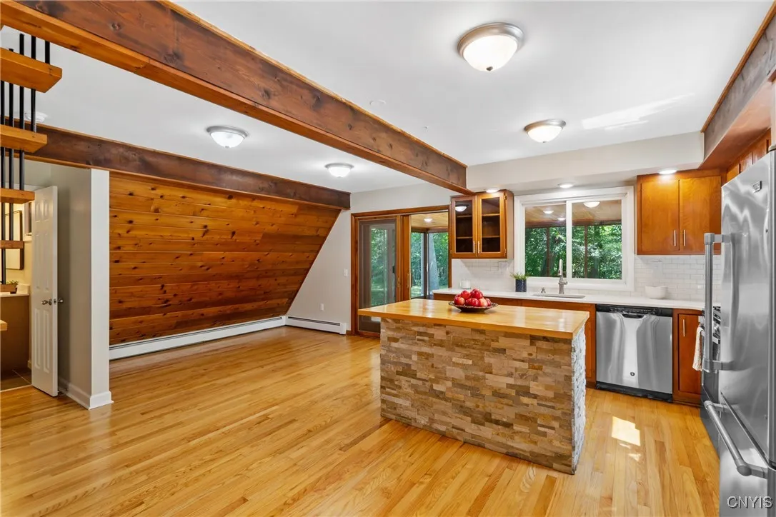 60 Edwards Circle, Oswego, New York 13126, Oswego, New York 13126, 4 Bedrooms Bedrooms, 9 Rooms Rooms,3 BathroomsBathrooms,Residential,Closed,60 Edwards Circle, Oswego, New York 13126,0,S1629543