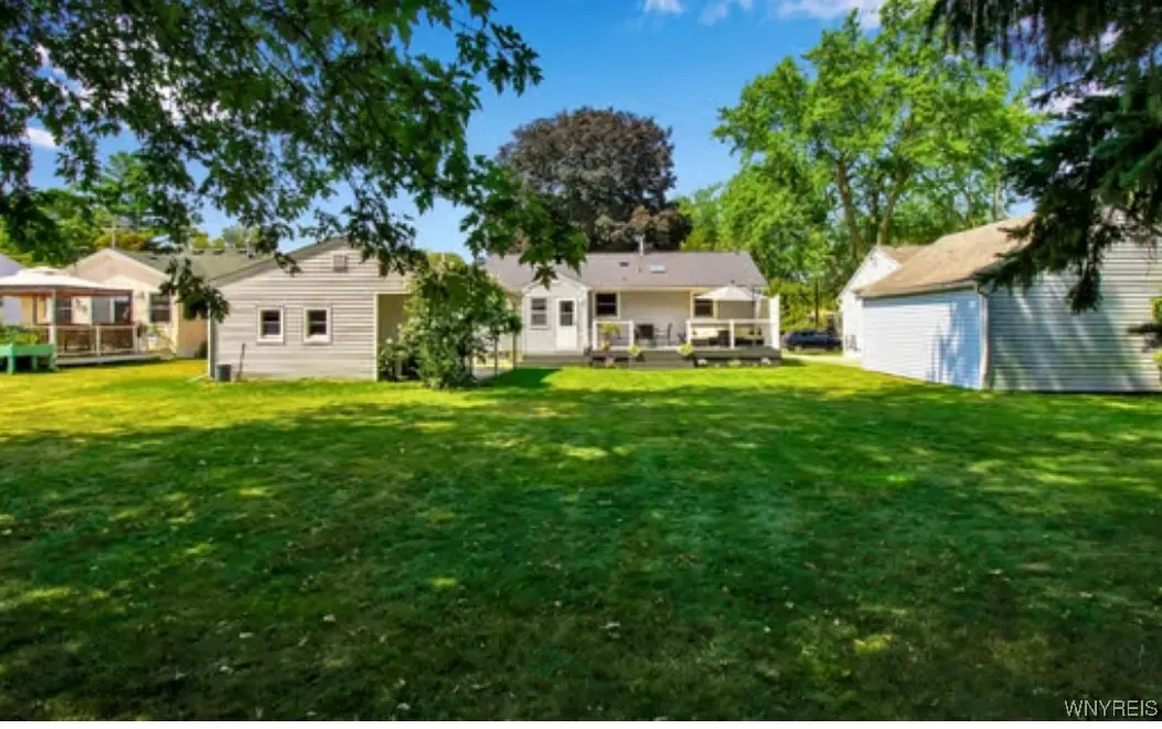205 Warren Avenue, West Seneca, New York 14224, West Seneca, New York 14224, 3 Bedrooms Bedrooms, 7 Rooms Rooms,1 BathroomBathrooms,Residential,Closed,205 Warren Avenue, West Seneca, New York 14224,0,B1626909
