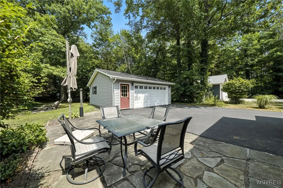 6218 Armor Duells Road, Orchard Park, New York 141, Orchard Park, New York 14127, 2 Bedrooms Bedrooms, 5 Rooms Rooms,1 BathroomBathrooms,Residential,For Sale,6218 Armor Duells Road, Orchard Park, New York 141,B1629539