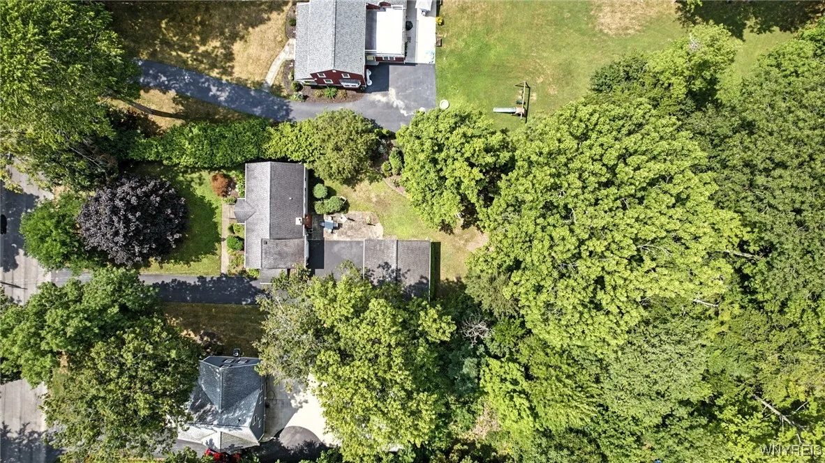6218 Armor Duells Road, Orchard Park, New York 141, Orchard Park, New York 14127, 2 Bedrooms Bedrooms, 5 Rooms Rooms,1 BathroomBathrooms,Residential,For Sale,6218 Armor Duells Road, Orchard Park, New York 141,B1629539