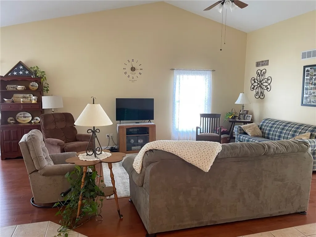 Very spacious main living room with vaulted ceiling