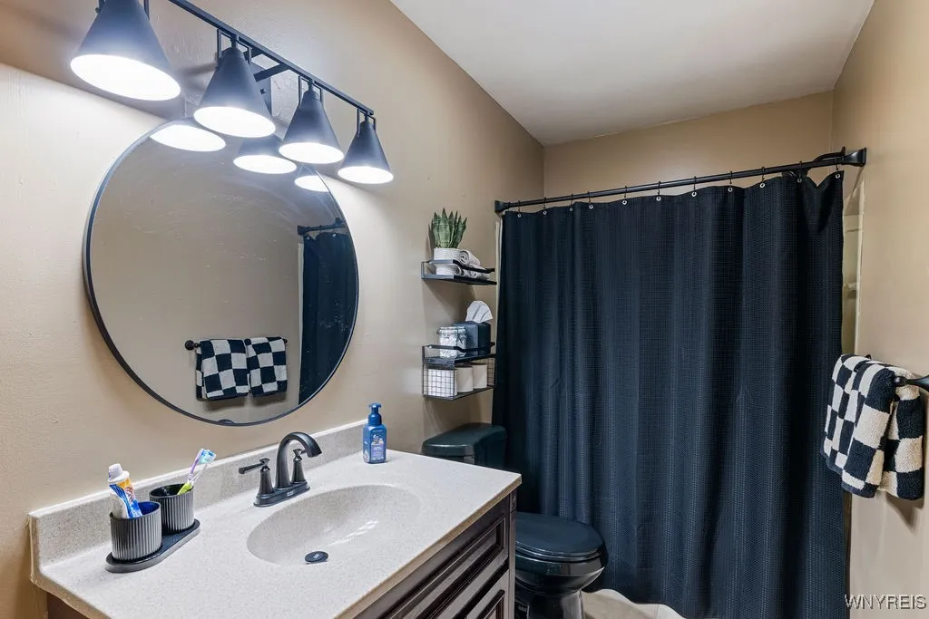 3562 Porter Center Road, Porter, New York 14131, Porter, New York 14131, 2 Bedrooms Bedrooms, 7 Rooms Rooms,2 BathroomsBathrooms,Residential,Closed,3562 Porter Center Road, Porter, New York 14131,0,B1629442
