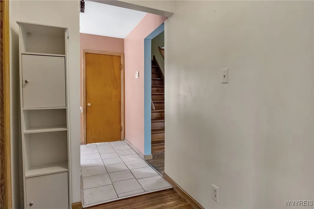 959 Riverview Boulevard, Tonawanda, New York 14150, Tonawanda, New York 14150, 3 Bedrooms Bedrooms, 6 Rooms Rooms,1 BathroomBathrooms,Residential,For Sale,959 Riverview Boulevard, Tonawanda, New York 14150,B1629516