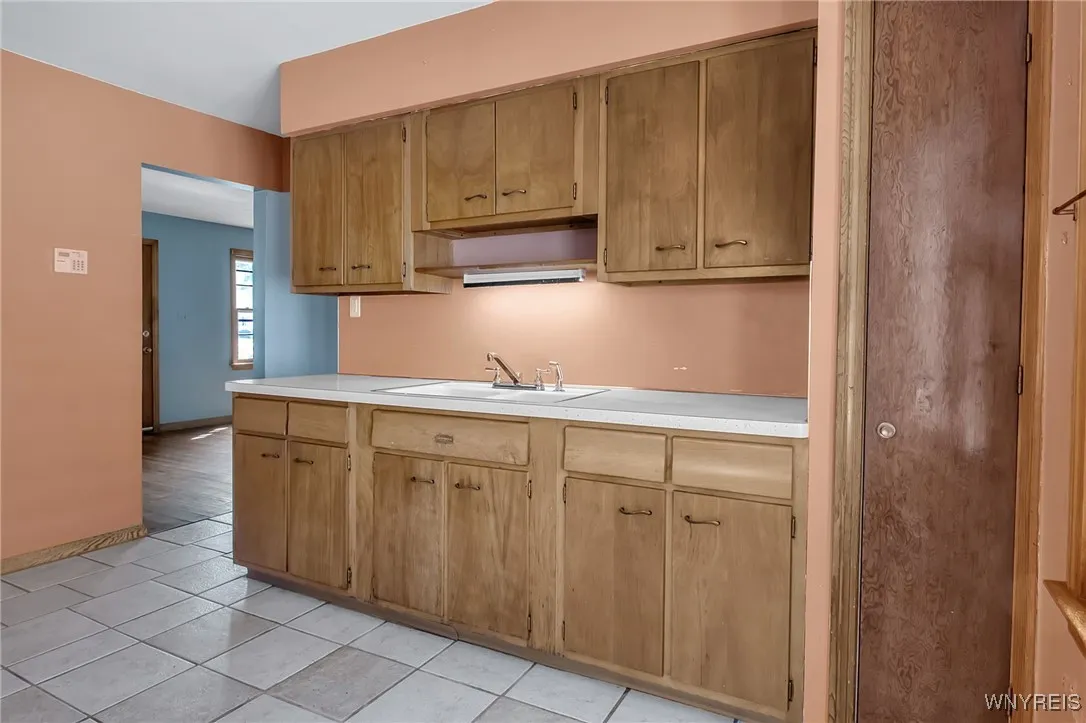 959 Riverview Boulevard, Tonawanda, New York 14150, Tonawanda, New York 14150, 3 Bedrooms Bedrooms, 6 Rooms Rooms,1 BathroomBathrooms,Residential,For Sale,959 Riverview Boulevard, Tonawanda, New York 14150,B1629516