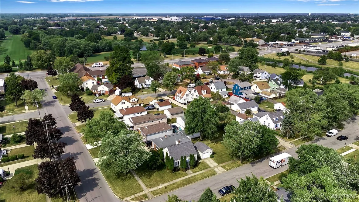 959 Riverview Boulevard, Tonawanda, New York 14150, Tonawanda, New York 14150, 3 Bedrooms Bedrooms, 6 Rooms Rooms,1 BathroomBathrooms,Residential,For Sale,959 Riverview Boulevard, Tonawanda, New York 14150,B1629516