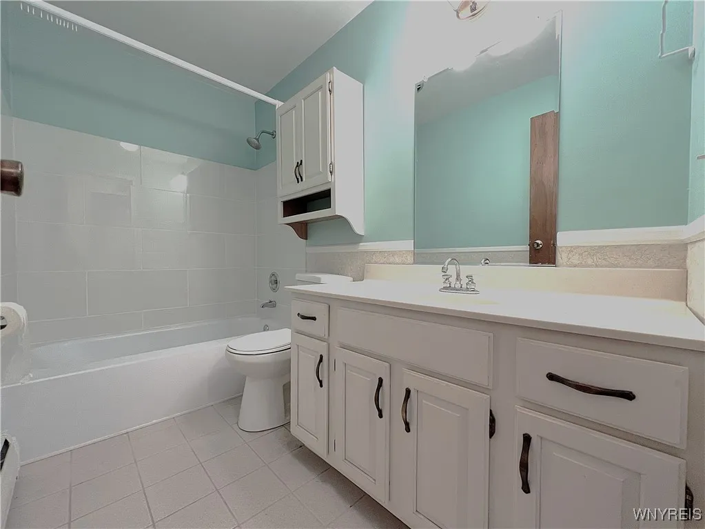 31 Park Lane Court, Amherst, New York 14221, Amherst, New York 14221, 3 Bedrooms Bedrooms, 6 Rooms Rooms,2 BathroomsBathrooms,Residential,For Sale,31 Park Lane Court, Amherst, New York 14221,B1627730