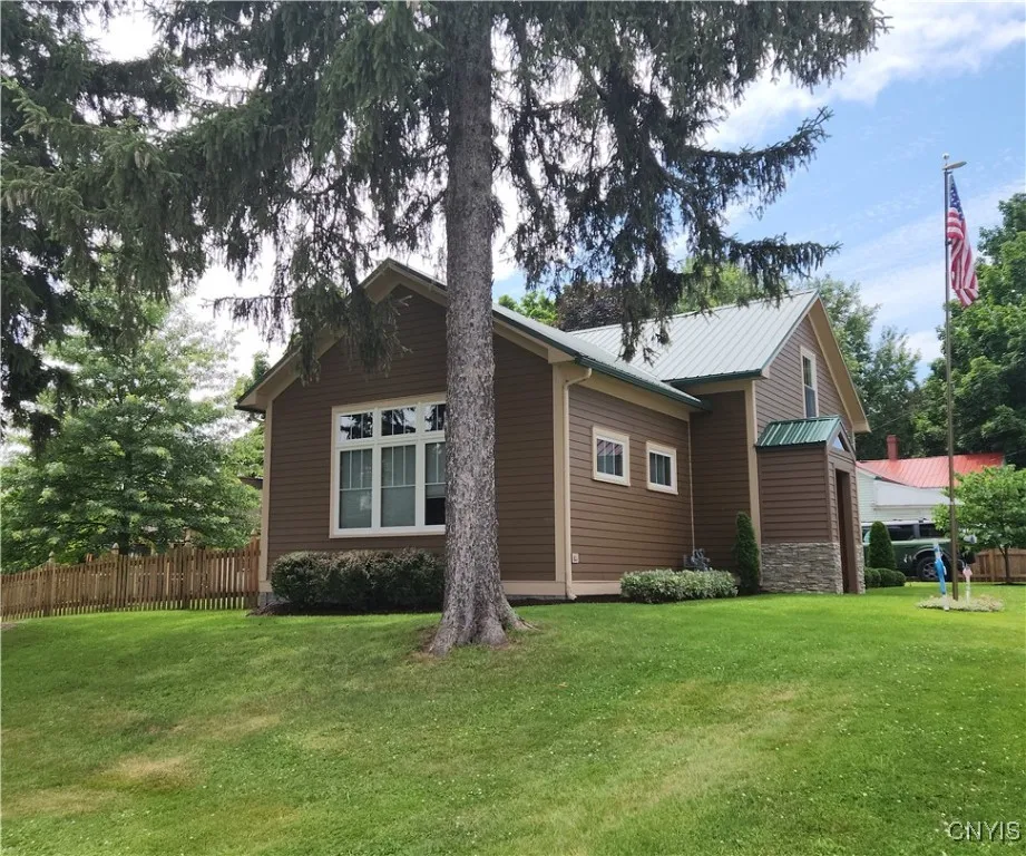 107 West Kirby Street, Brownville, New York 13634, Brownville, New York 13634, 3 Bedrooms Bedrooms, 7 Rooms Rooms,2 BathroomsBathrooms,Residential,For Sale,107 West Kirby Street, Brownville, New York 13634,0,S1629626