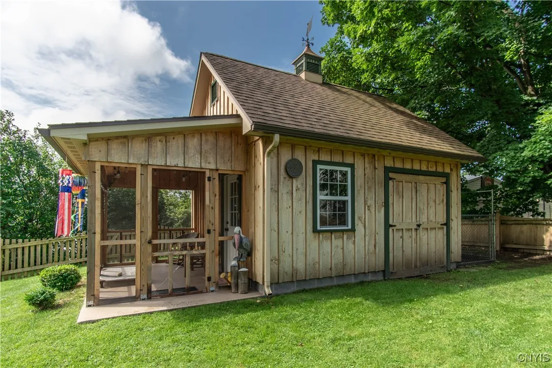 107 West Kirby Street, Brownville, New York 13634, Brownville, New York 13634, 3 Bedrooms Bedrooms, 7 Rooms Rooms,2 BathroomsBathrooms,Residential,For Sale,107 West Kirby Street, Brownville, New York 13634,0,S1629626