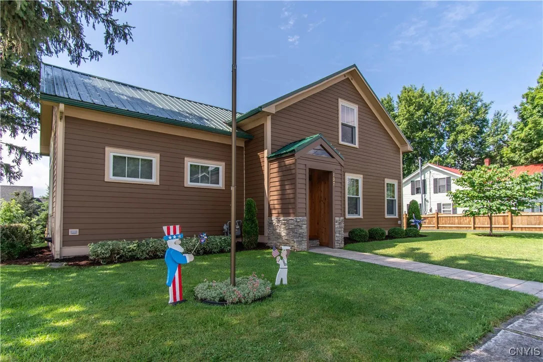 107 West Kirby Street, Brownville, New York 13634, Brownville, New York 13634, 3 Bedrooms Bedrooms, 7 Rooms Rooms,2 BathroomsBathrooms,Residential,For Sale,107 West Kirby Street, Brownville, New York 13634,0,S1629626