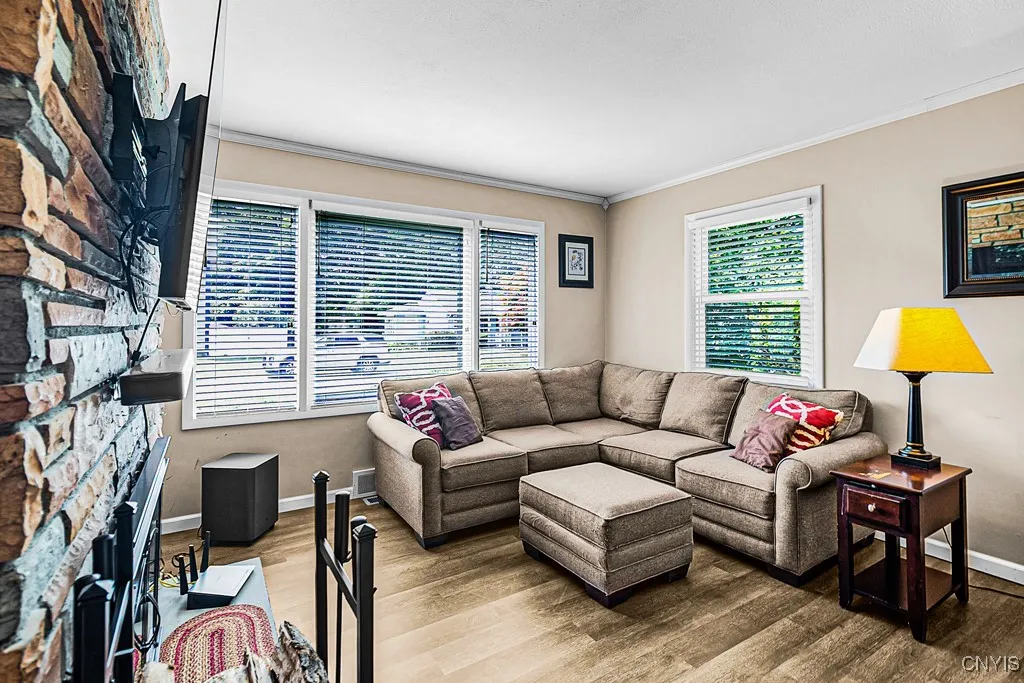 100 Wells Drive, Deerfield, New York 13502, Deerfield, New York 13502, 3 Bedrooms Bedrooms, 6 Rooms Rooms,1 BathroomBathrooms,Residential,Closed,100 Wells Drive, Deerfield, New York 13502,0,S1625824