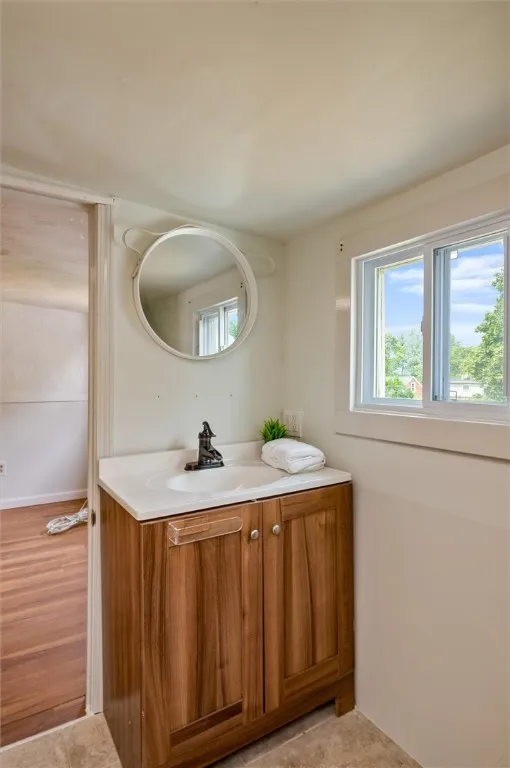 52 Leonard Road, Greece, New York 14616, Greece, New York 14616, 4 Bedrooms Bedrooms, 8 Rooms Rooms,2 BathroomsBathrooms,Residential,Closed,52 Leonard Road, Greece, New York 14616,0,R1628870