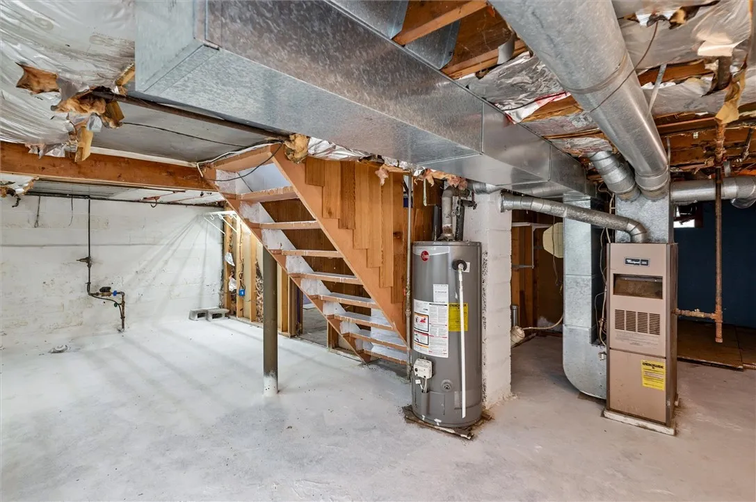 52 Leonard Road, Greece, New York 14616, Greece, New York 14616, 4 Bedrooms Bedrooms, 8 Rooms Rooms,2 BathroomsBathrooms,Residential,Closed,52 Leonard Road, Greece, New York 14616,0,R1628870