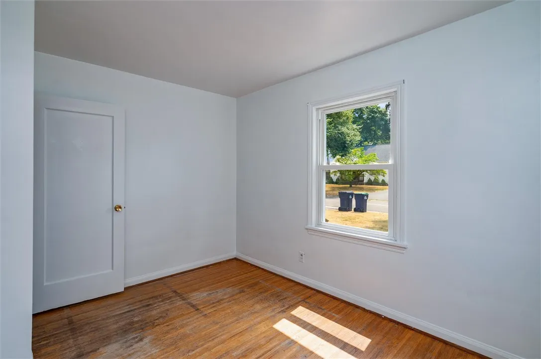 52 Leonard Road, Greece, New York 14616, Greece, New York 14616, 4 Bedrooms Bedrooms, 8 Rooms Rooms,2 BathroomsBathrooms,Residential,Closed,52 Leonard Road, Greece, New York 14616,0,R1628870