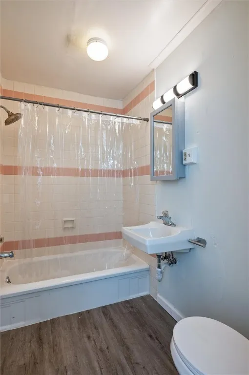 52 Leonard Road, Greece, New York 14616, Greece, New York 14616, 4 Bedrooms Bedrooms, 8 Rooms Rooms,2 BathroomsBathrooms,Residential,Closed,52 Leonard Road, Greece, New York 14616,0,R1628870