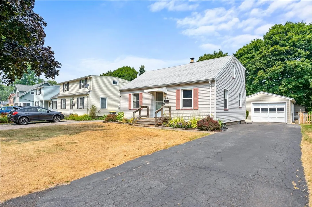 52 Leonard Road, Greece, New York 14616, Greece, New York 14616, 4 Bedrooms Bedrooms, 8 Rooms Rooms,2 BathroomsBathrooms,Residential,Closed,52 Leonard Road, Greece, New York 14616,0,R1628870