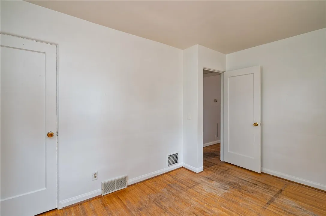 52 Leonard Road, Greece, New York 14616, Greece, New York 14616, 4 Bedrooms Bedrooms, 8 Rooms Rooms,2 BathroomsBathrooms,Residential,Closed,52 Leonard Road, Greece, New York 14616,0,R1628870