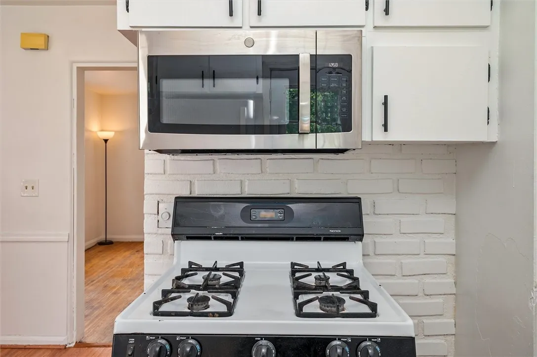 52 Leonard Road, Greece, New York 14616, Greece, New York 14616, 4 Bedrooms Bedrooms, 8 Rooms Rooms,2 BathroomsBathrooms,Residential,Closed,52 Leonard Road, Greece, New York 14616,0,R1628870