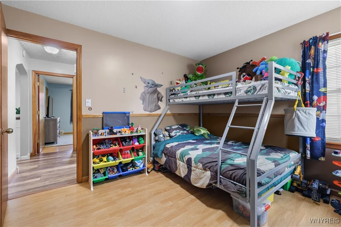 207 68th Street, Niagara Falls, New York 14304, Niagara Falls, New York 14304, 3 Bedrooms Bedrooms, 8 Rooms Rooms,2 BathroomsBathrooms,Residential,Closed,207 68th Street, Niagara Falls, New York 14304,0,B1629263