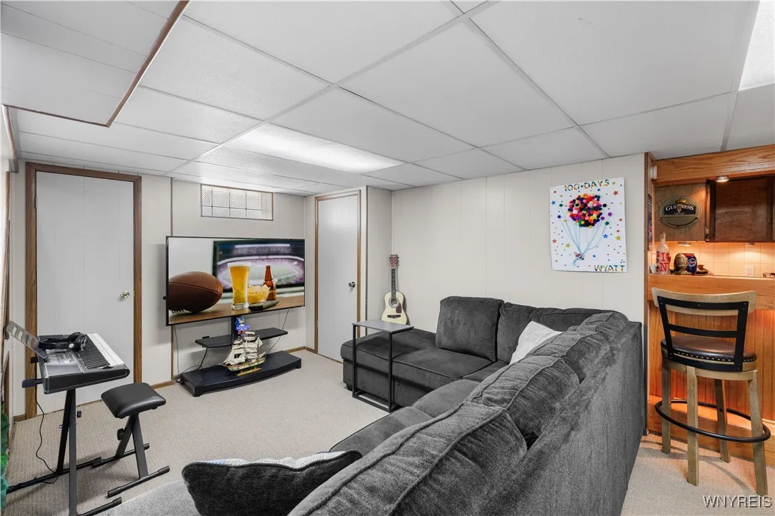 207 68th Street, Niagara Falls, New York 14304, Niagara Falls, New York 14304, 3 Bedrooms Bedrooms, 8 Rooms Rooms,2 BathroomsBathrooms,Residential,Closed,207 68th Street, Niagara Falls, New York 14304,0,B1629263