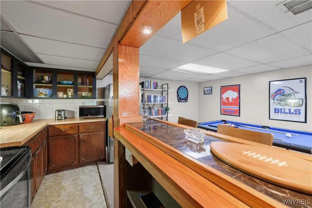 207 68th Street, Niagara Falls, New York 14304, Niagara Falls, New York 14304, 3 Bedrooms Bedrooms, 8 Rooms Rooms,2 BathroomsBathrooms,Residential,Closed,207 68th Street, Niagara Falls, New York 14304,0,B1629263