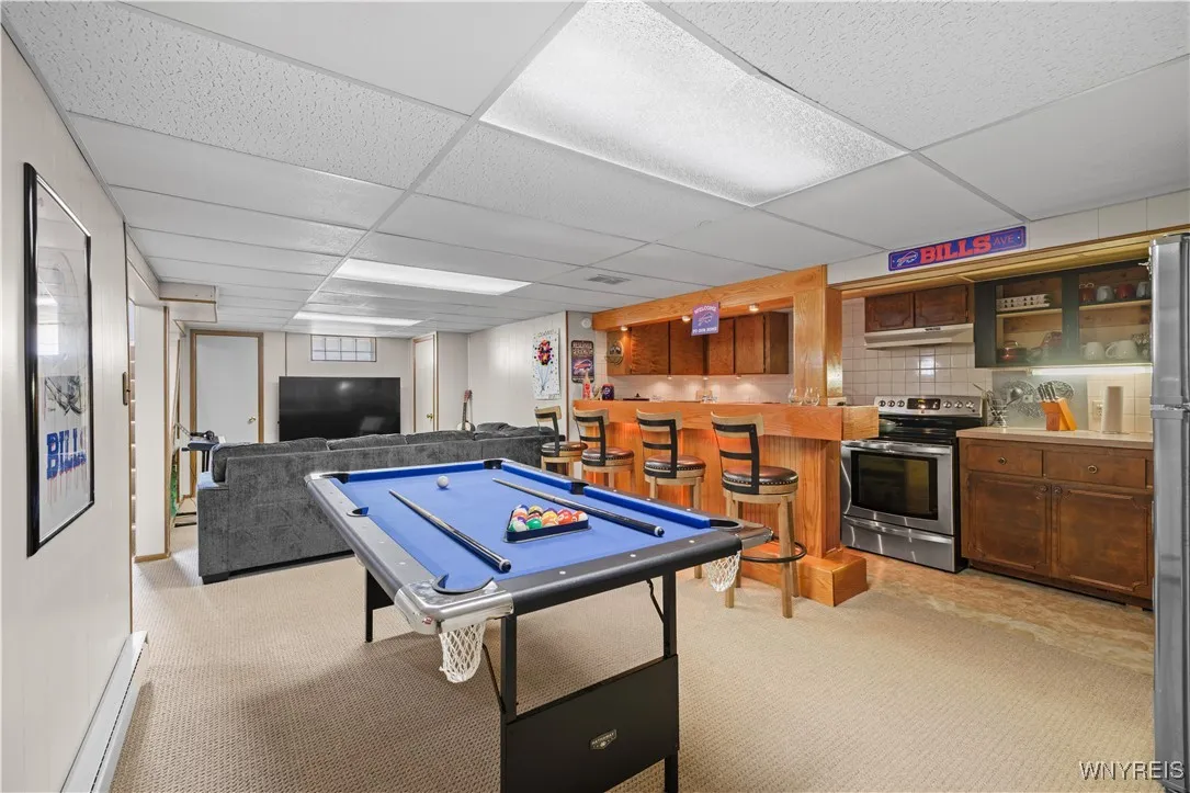 207 68th Street, Niagara Falls, New York 14304, Niagara Falls, New York 14304, 3 Bedrooms Bedrooms, 8 Rooms Rooms,2 BathroomsBathrooms,Residential,Closed,207 68th Street, Niagara Falls, New York 14304,0,B1629263