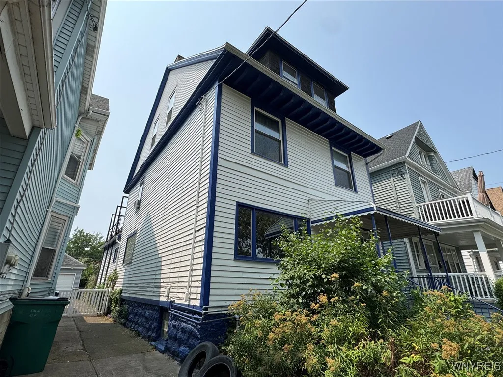 492 Normal Avenue, Buffalo, New York 14213, Buffalo, New York 14213, 4 Bedrooms Bedrooms, ,2 BathroomsBathrooms,Residential,Closed,492 Normal Avenue, Buffalo, New York 14213,0,B1629588