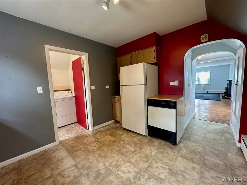 76 Wolcott Street, Leroy, New York 14482, Leroy, New York 14482, 4 Bedrooms Bedrooms, ,2 BathroomsBathrooms,Residential,Closed,76 Wolcott Street, Leroy, New York 14482,0,B1629291