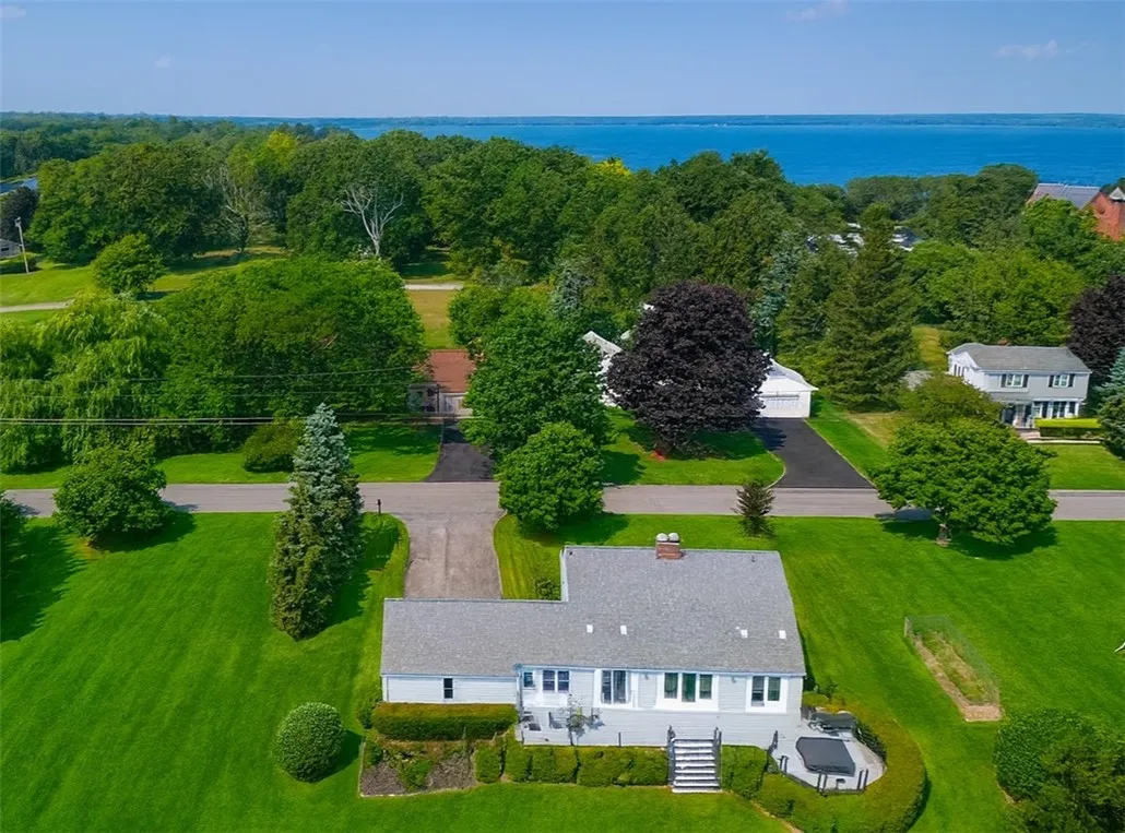 179 Dwyer Drive, Geneva Town, New York 14456, Geneva Town, New York 14456, 5 Bedrooms Bedrooms, 16 Rooms Rooms,3 BathroomsBathrooms,Residential,Closed,179 Dwyer Drive, Geneva Town, New York 14456,0,R1629495