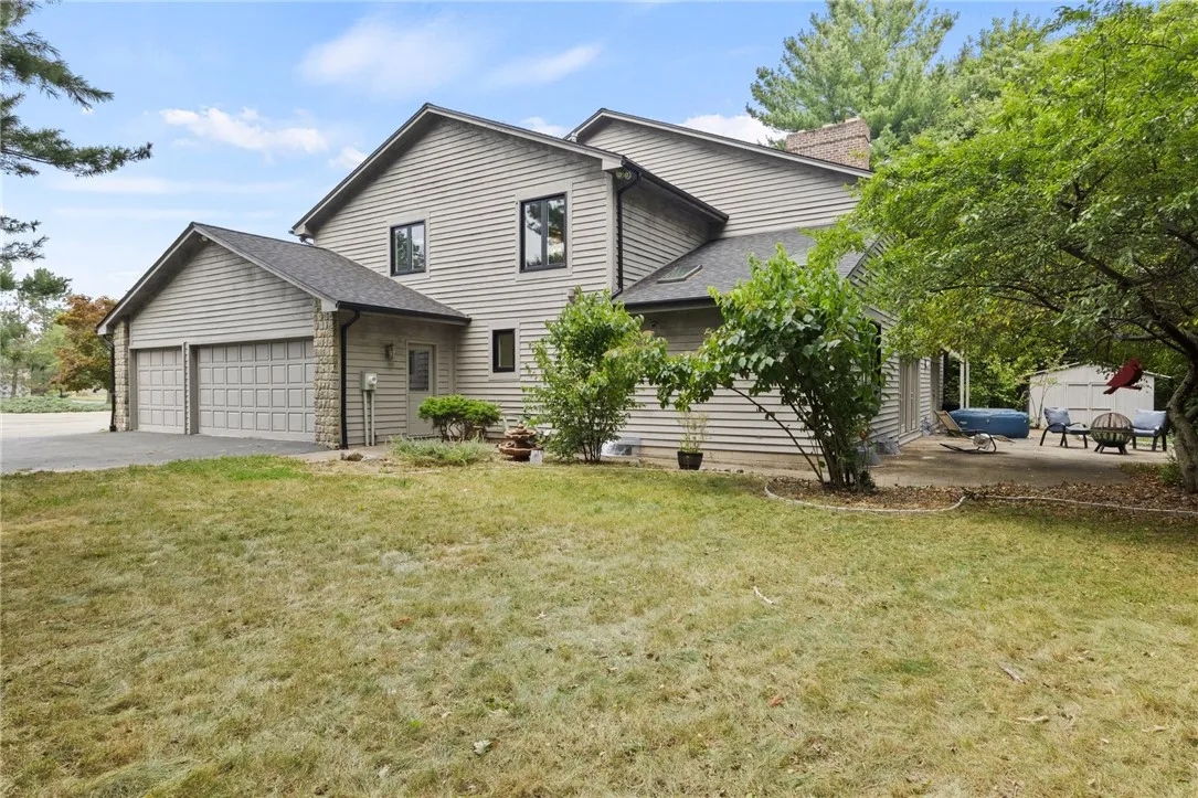 17 Shingle Mill Road, Irondequoit, New York 14609, Irondequoit, New York 14609, 4 Bedrooms Bedrooms, 9 Rooms Rooms,3 BathroomsBathrooms,Residential,Closed,17 Shingle Mill Road, Irondequoit, New York 14609,0,R1628210