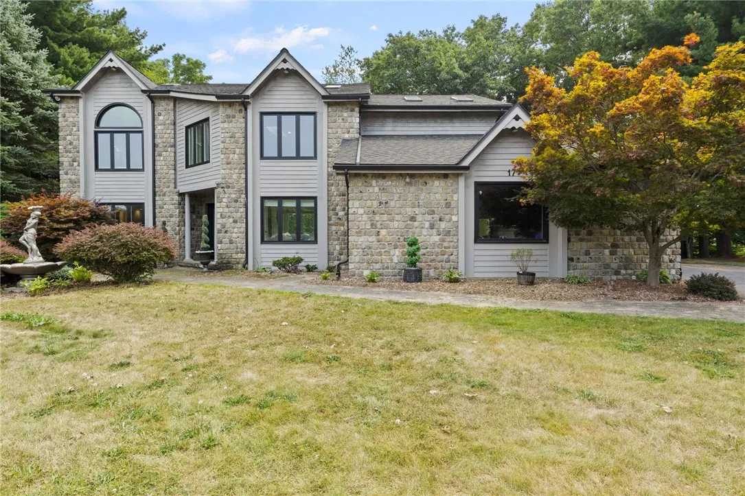 17 Shingle Mill Road, Irondequoit, New York 14609, Irondequoit, New York 14609, 4 Bedrooms Bedrooms, 9 Rooms Rooms,3 BathroomsBathrooms,Residential,Closed,17 Shingle Mill Road, Irondequoit, New York 14609,0,R1628210