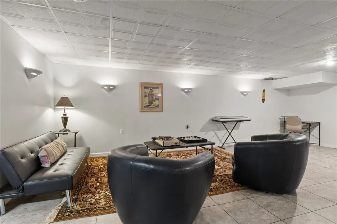 17 Shingle Mill Road, Irondequoit, New York 14609, Irondequoit, New York 14609, 4 Bedrooms Bedrooms, 9 Rooms Rooms,3 BathroomsBathrooms,Residential,Closed,17 Shingle Mill Road, Irondequoit, New York 14609,0,R1628210