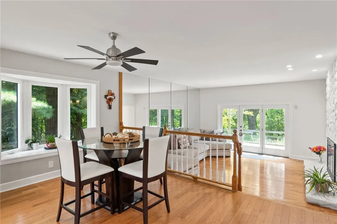 17 Shingle Mill Road, Irondequoit, New York 14609, Irondequoit, New York 14609, 4 Bedrooms Bedrooms, 9 Rooms Rooms,3 BathroomsBathrooms,Residential,Closed,17 Shingle Mill Road, Irondequoit, New York 14609,0,R1628210
