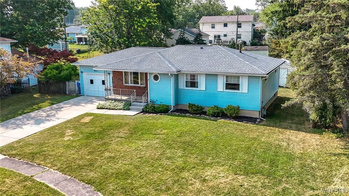 7 Christopher Drive, West Seneca, New York 14224, West Seneca, New York 14224, 2 Bedrooms Bedrooms, 7 Rooms Rooms,2 BathroomsBathrooms,Residential,Closed,7 Christopher Drive, West Seneca, New York 14224,0,B1628003