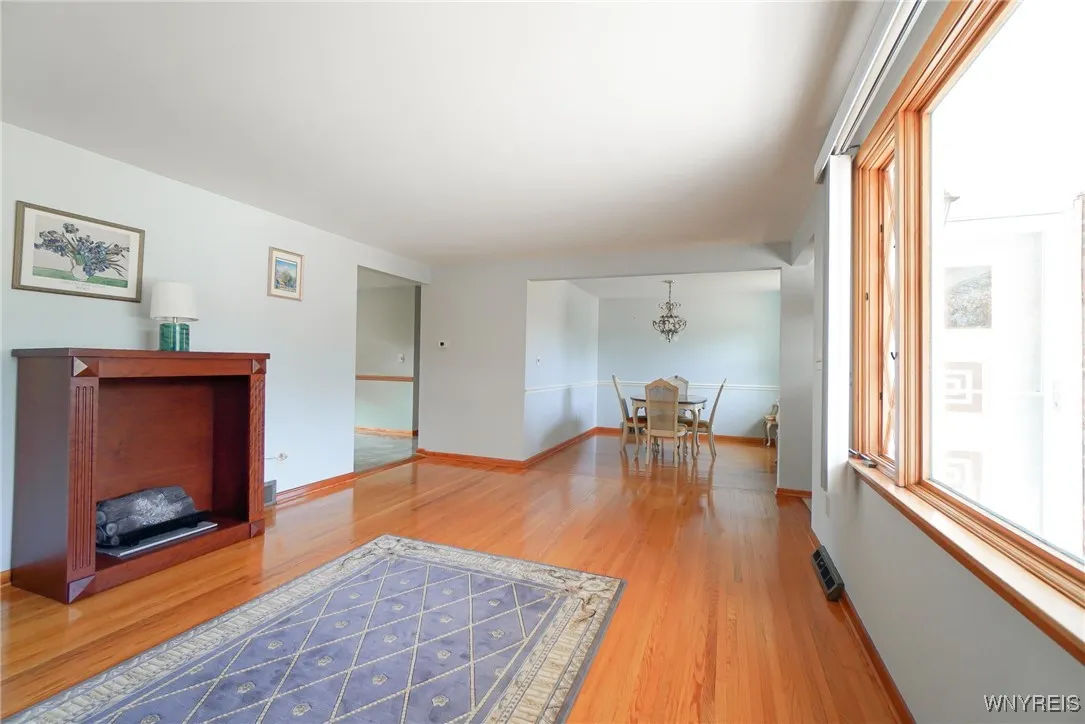 7 Christopher Drive, West Seneca, New York 14224, West Seneca, New York 14224, 2 Bedrooms Bedrooms, 7 Rooms Rooms,2 BathroomsBathrooms,Residential,Closed,7 Christopher Drive, West Seneca, New York 14224,0,B1628003