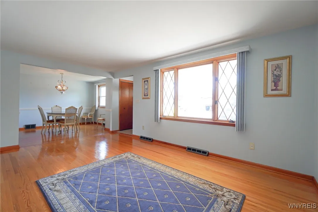 7 Christopher Drive, West Seneca, New York 14224, West Seneca, New York 14224, 2 Bedrooms Bedrooms, 7 Rooms Rooms,2 BathroomsBathrooms,Residential,Closed,7 Christopher Drive, West Seneca, New York 14224,0,B1628003
