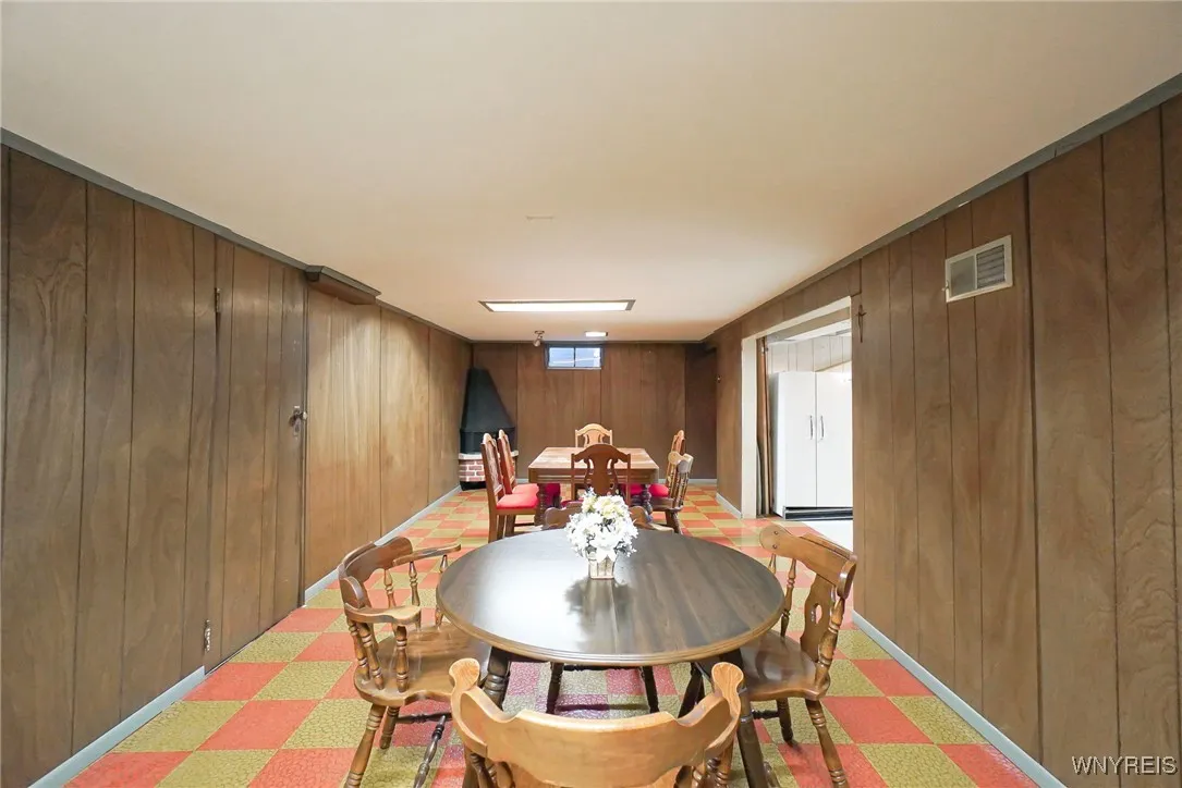 7 Christopher Drive, West Seneca, New York 14224, West Seneca, New York 14224, 2 Bedrooms Bedrooms, 7 Rooms Rooms,2 BathroomsBathrooms,Residential,Closed,7 Christopher Drive, West Seneca, New York 14224,0,B1628003