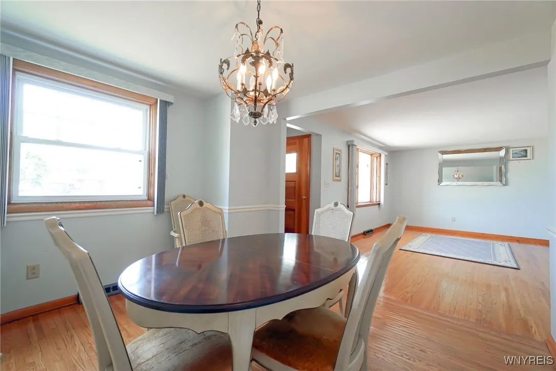 could be 3rd bedroom or play room/oofice