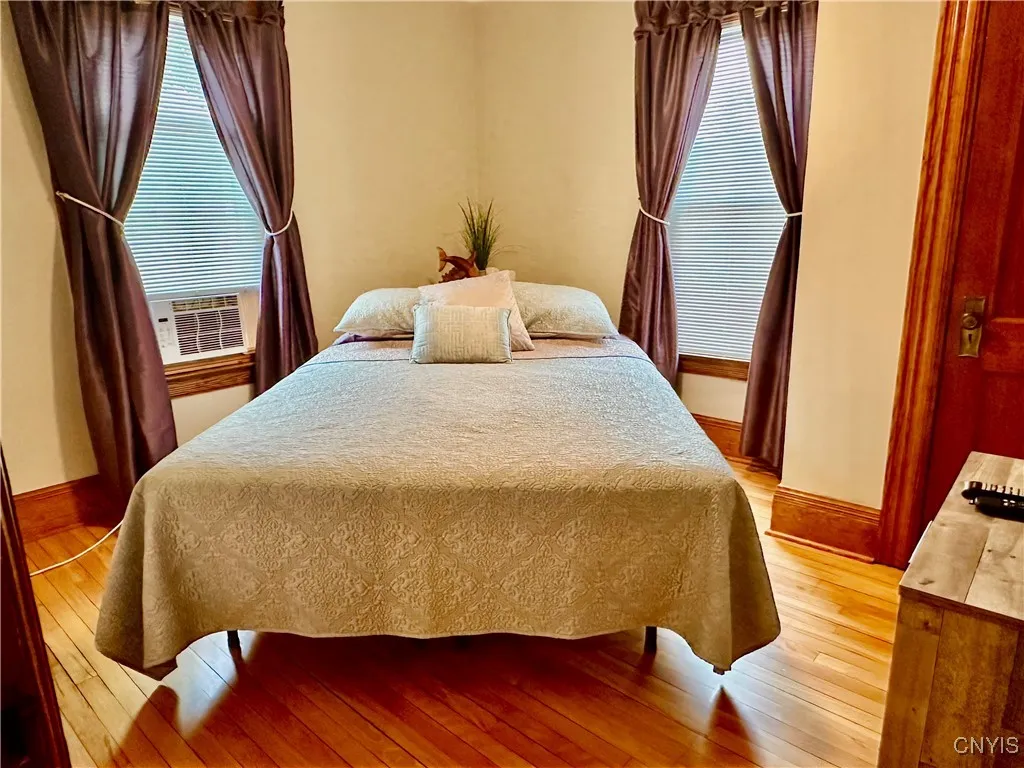 1913 Bradford Avenue, Utica, New York 13501, Utica, New York 13501, 4 Bedrooms Bedrooms, 8 Rooms Rooms,1 BathroomBathrooms,Residential,For Sale,1913 Bradford Avenue, Utica, New York 13501,0,S1629661