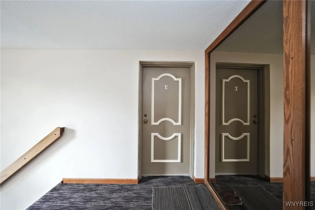 5291 Chestnut Ridge Road E, Orchard Park, New York, Orchard Park, New York 14127, 2 Bedrooms Bedrooms, 5 Rooms Rooms,1 BathroomBathrooms,Residential,For Sale,5291 Chestnut Ridge Road E, Orchard Park, New York,B1629209