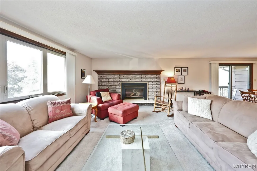 5291 Chestnut Ridge Road E, Orchard Park, New York, Orchard Park, New York 14127, 2 Bedrooms Bedrooms, 5 Rooms Rooms,1 BathroomBathrooms,Residential,For Sale,5291 Chestnut Ridge Road E, Orchard Park, New York,B1629209
