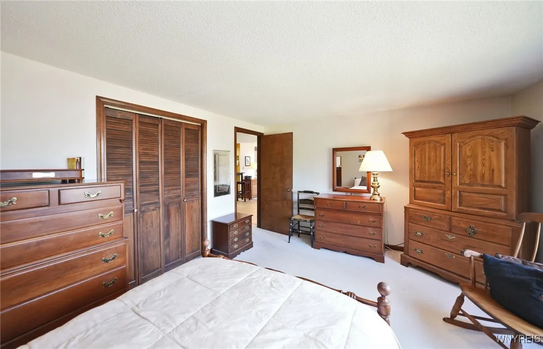 5291 Chestnut Ridge Road E, Orchard Park, New York, Orchard Park, New York 14127, 2 Bedrooms Bedrooms, 5 Rooms Rooms,1 BathroomBathrooms,Residential,For Sale,5291 Chestnut Ridge Road E, Orchard Park, New York,B1629209