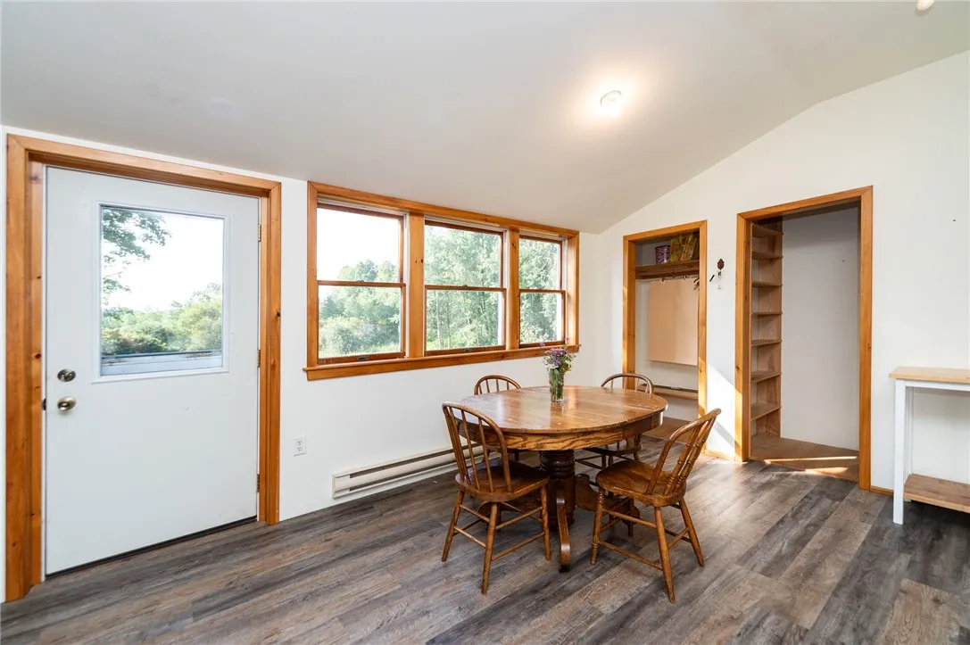 Kitchen/door to deck