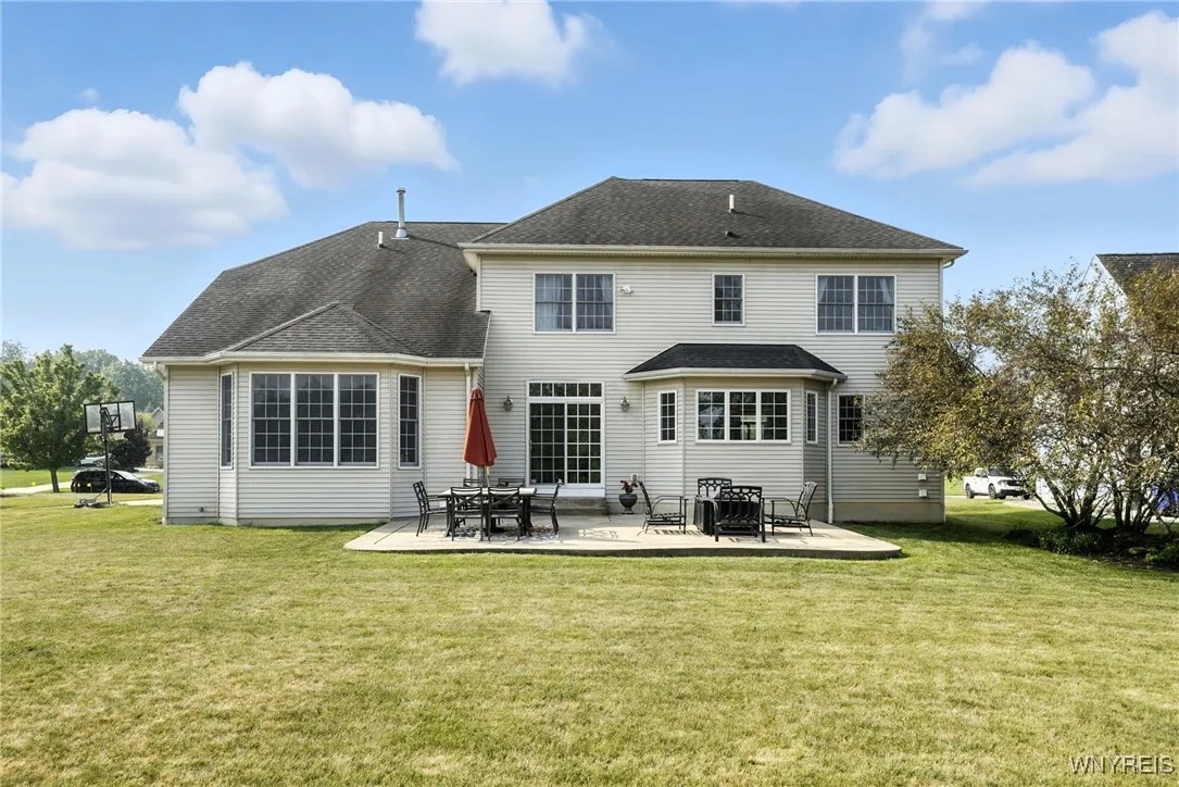 4154 Ridgefield, Hamburg, New York 14075, Hamburg, New York 14075, 4 Bedrooms Bedrooms, 8 Rooms Rooms,2 BathroomsBathrooms,Residential,For Sale,4154 Ridgefield, Hamburg, New York 14075,B1626175