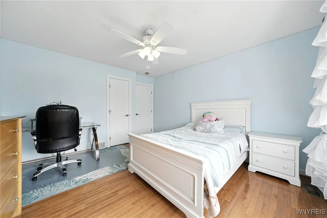4154 Ridgefield, Hamburg, New York 14075, Hamburg, New York 14075, 4 Bedrooms Bedrooms, 8 Rooms Rooms,2 BathroomsBathrooms,Residential,For Sale,4154 Ridgefield, Hamburg, New York 14075,B1626175