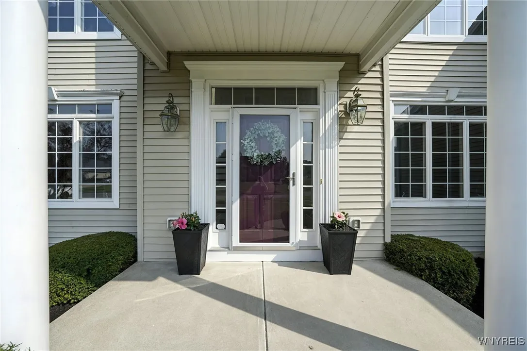 4154 Ridgefield, Hamburg, New York 14075, Hamburg, New York 14075, 4 Bedrooms Bedrooms, 8 Rooms Rooms,2 BathroomsBathrooms,Residential,For Sale,4154 Ridgefield, Hamburg, New York 14075,B1626175